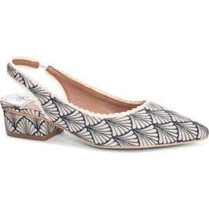 Chinese Laundry Navy & Cream Scalloped Slingback Pumps